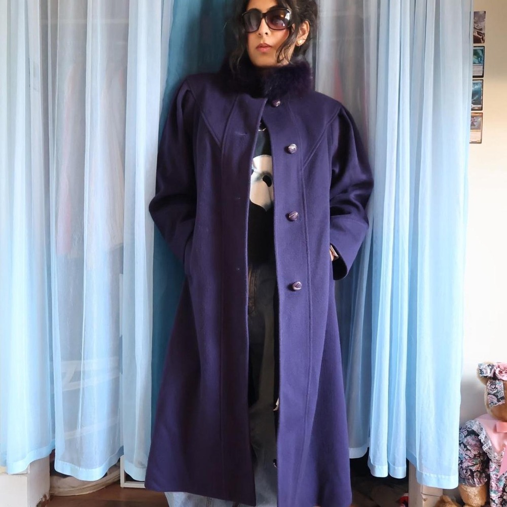 VINTAGE Deep Purple Virgin Wool Fur Collar Long Coat